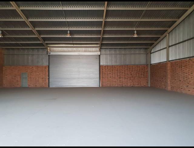 525M² WAREHOUSE TO LET IN BRENTWOOD PARK